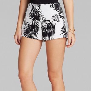 BB Dakota Floral Print Shorts